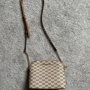 Michael Kors Cross Body Bag